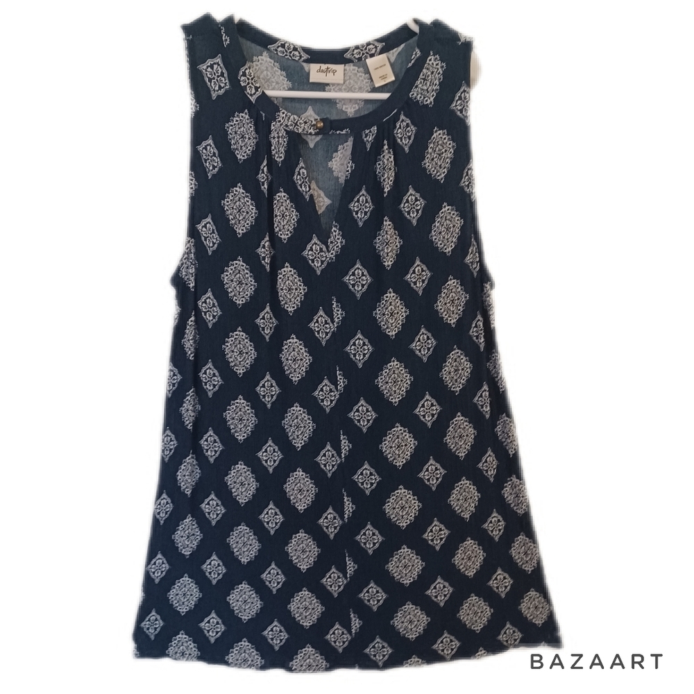 Daytrip Navy & White Printed Sleeveless Tunic Size Large